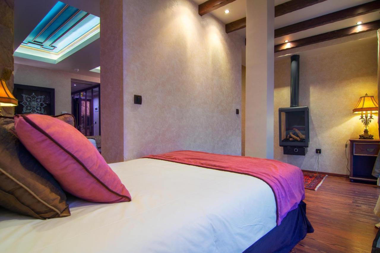 Hotel Kassaros Мецово Екстер'єр фото