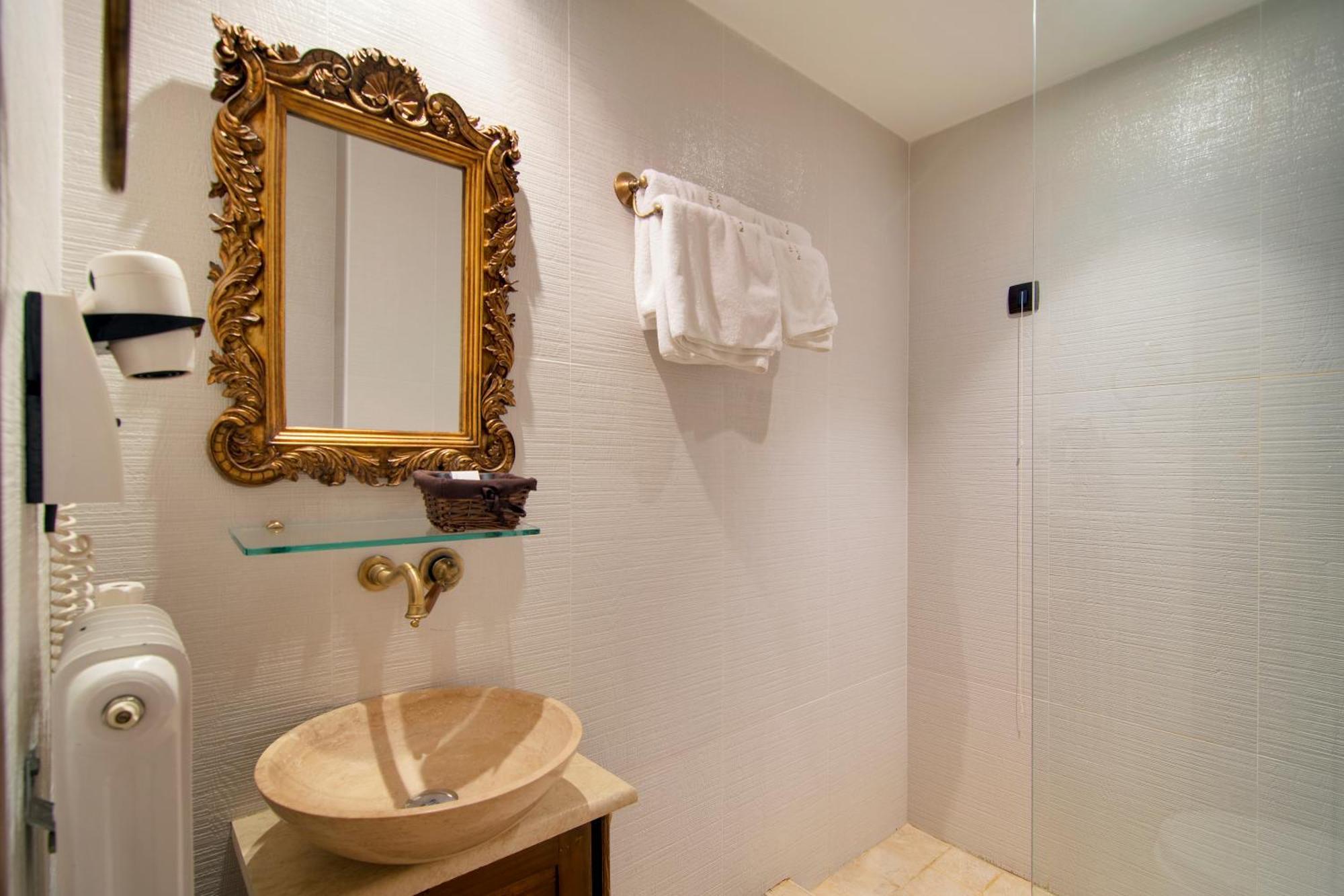 Hotel Kassaros Мецово Номер фото
